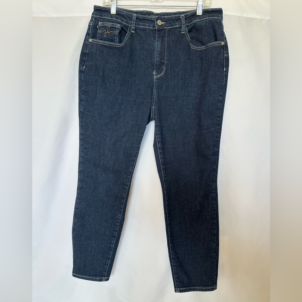 Judy Blue High Rise Mom Jean Dark Wash Skinny Leg 15/32 Comfort Stretch